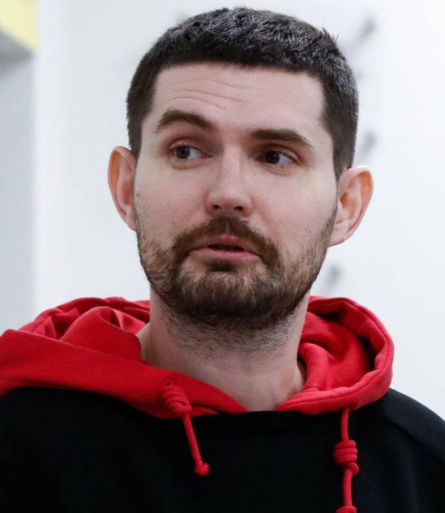 Прокуратура Санкт-Петербурга подала ходатайство о запрете трека Noize МС под названием «Кооператив „Лебединое озеро“». Глава пре…