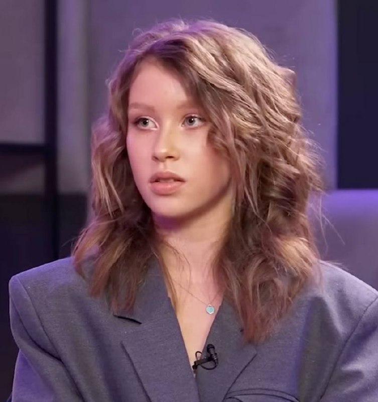Анна Пересильд призналась, что никто из её одноклассников не поздравил её с выходом сериала «Слово пацана». Актриса отметила, чт…