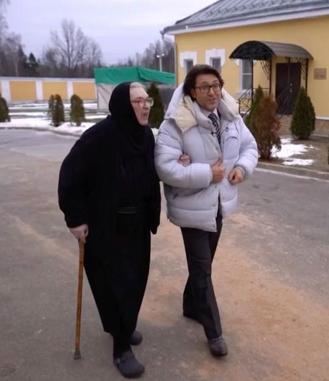 Андрей Малахов посетил знаменитую актрису Екатерину Васильеву в ее монастыре