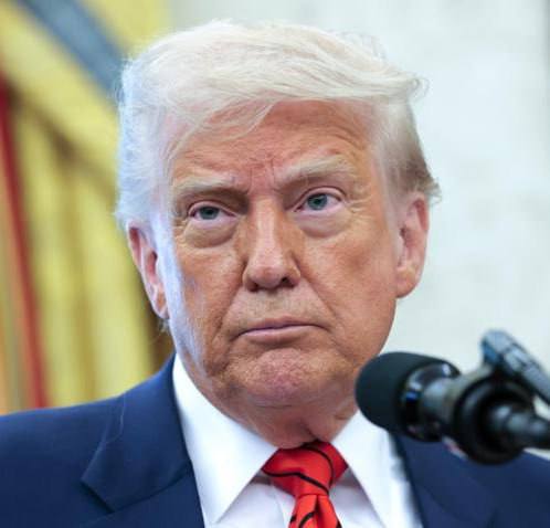 ⚡️ Дональд Трамп заявил, что его разговор с Владимиром Путиным прошел в позитивном ключе