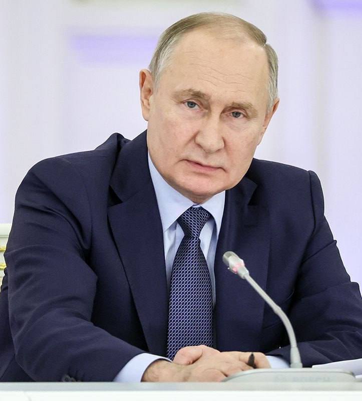 Путин заявил, что планирует зайти во «Вкусно — и точка».