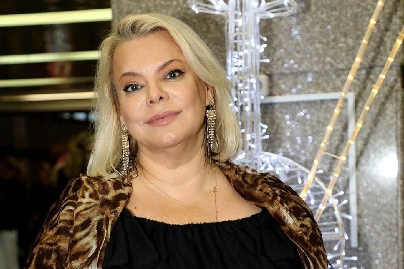 Яна Поплавская уверена, что артисты, уехавшие из России, скоро будут забыты.