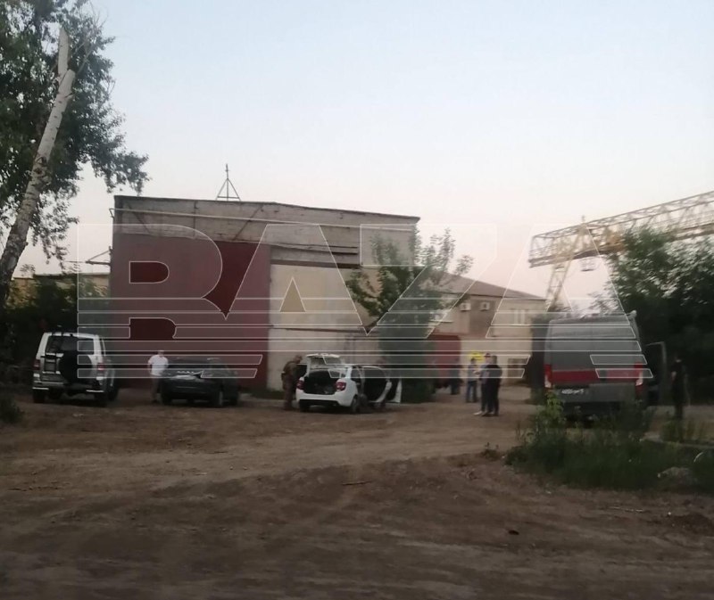 В Челябинске задержаны арендодатели склада, где, предположительно, могли собирать контейнеры с дронами, использовавшимися для ат…