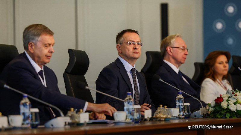 ⚡️ Переговоры между Россией и Украиной в Стамбуле завершились.