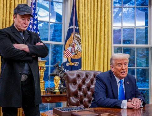 Дональд Трамп заявил, что его дружбе с Илоном Маском пришел конец. Бывший президент США также предупредил предпринимателя о возм…