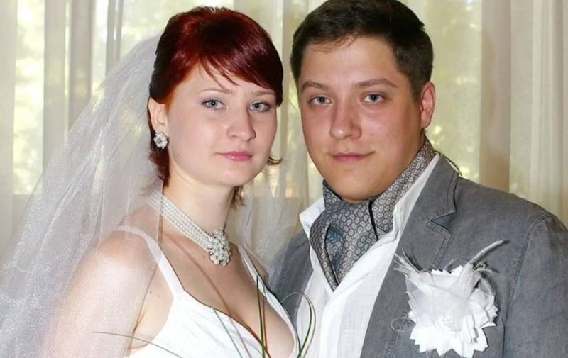 «Я принял смерть» — такими, по словам вдовы, были последние слова Романа Попова, произнесенные за несколько недель до его ухода….