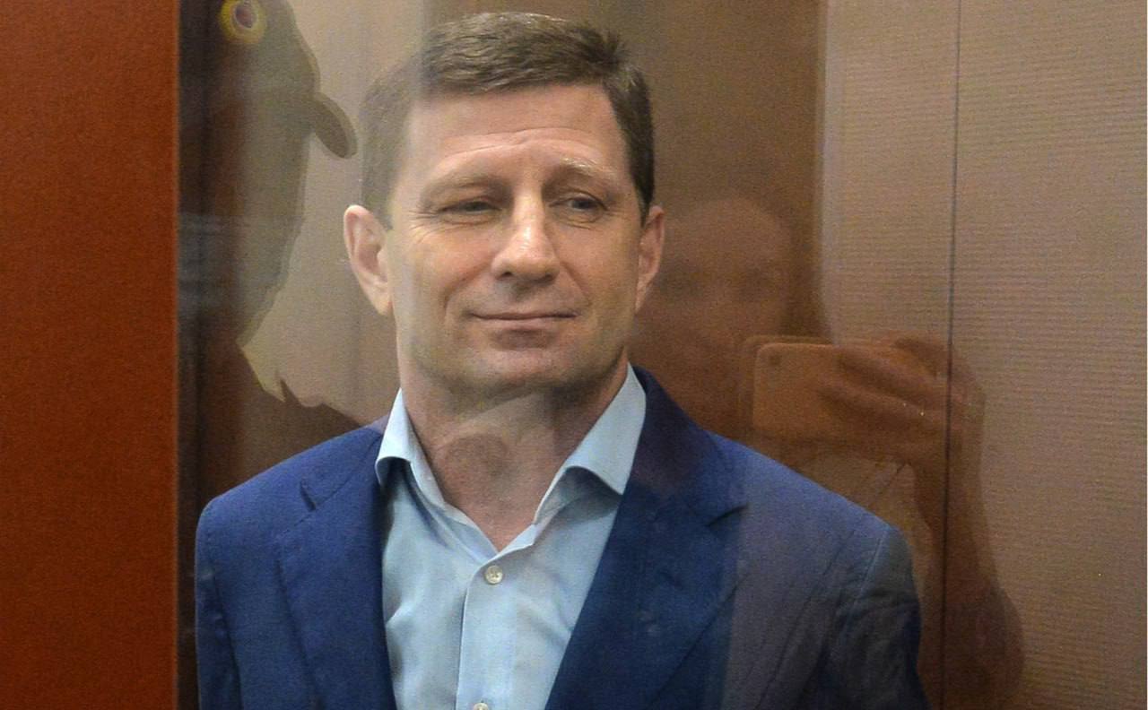Бывшему губернатору Хабаровского края Сергею Фургалу вынесли приговор – 25 лет колонии. Суд признал его виновным в создании прес…