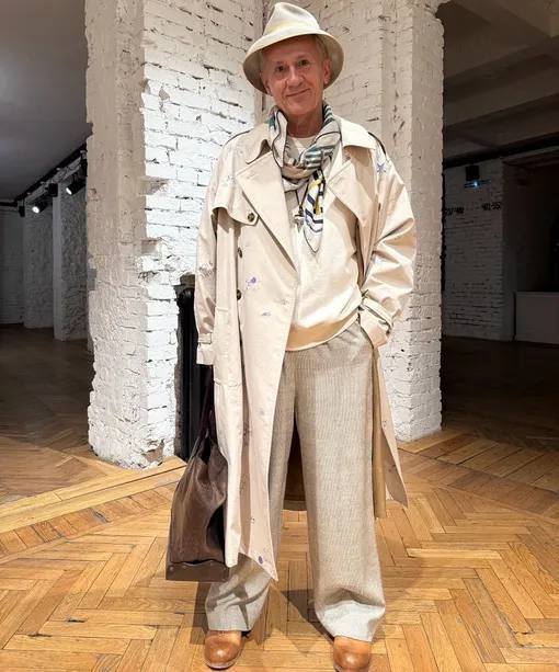 65-летний Олег Меньшиков признался, что регулярно посещает косметолога.