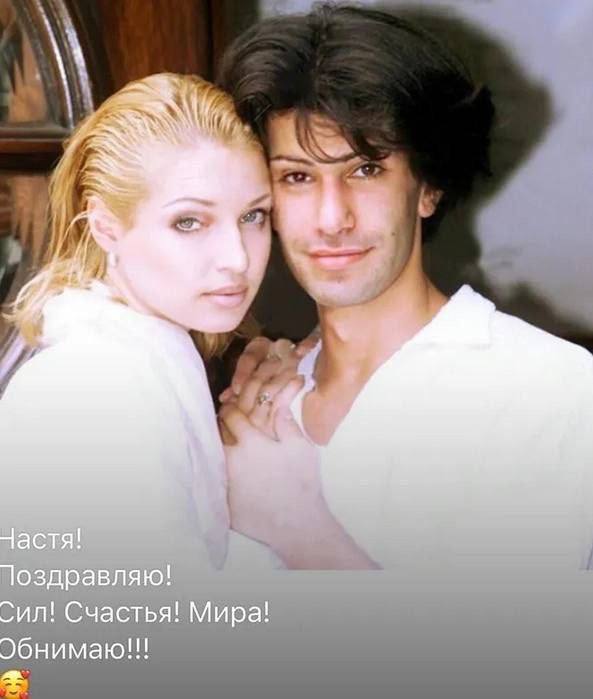 Привет, мои дорогие сплетницы! Сегодня я хочу поделиться с вами интересной историей из мира шоу-бизнеса, которая затронула меня …