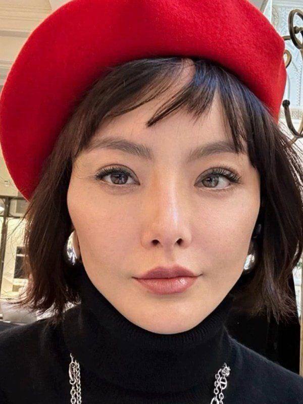 Привет, мои дорогие! Сегодня у нас на повестке дня шокирующая новость из мира шоу-бизнеса, которая просто не может оставить равн…