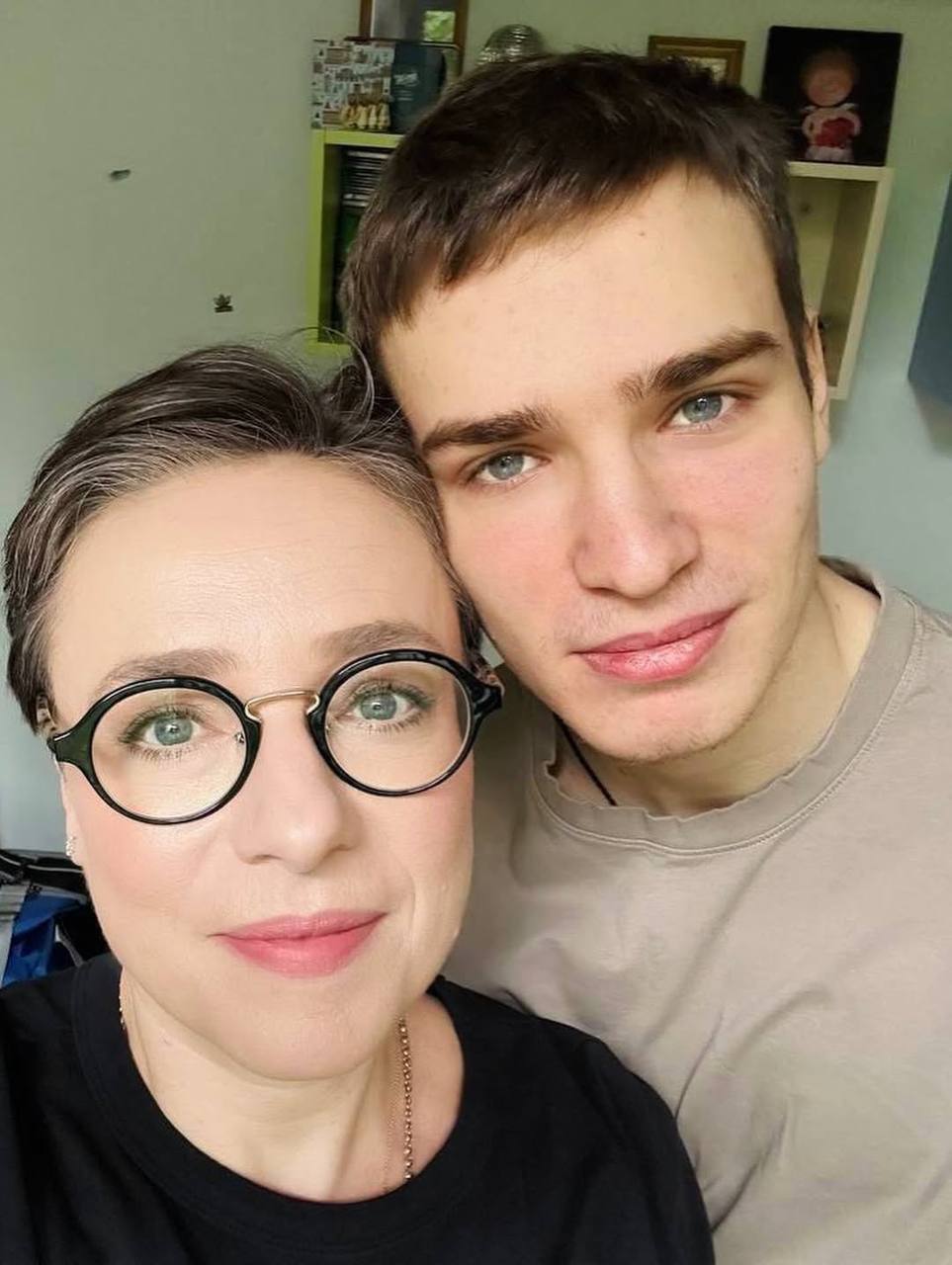 Девочки, вы просто не поверите, какие семейные байки я сегодня откопала! Тутта Ларсен расщедрилась на откровения и выдала порцию…