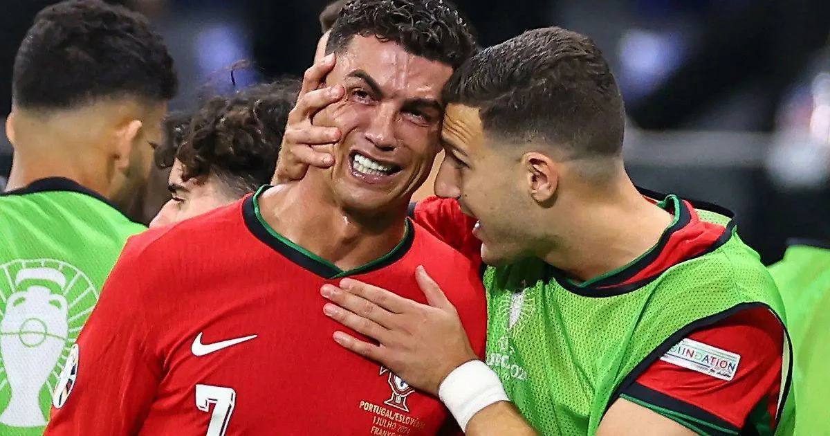 Девочки, вы просто обязаны это видеть! Пока весь мир готовится к Чемпионату Мира-2026, интернет уже выбрал своего главного героя…