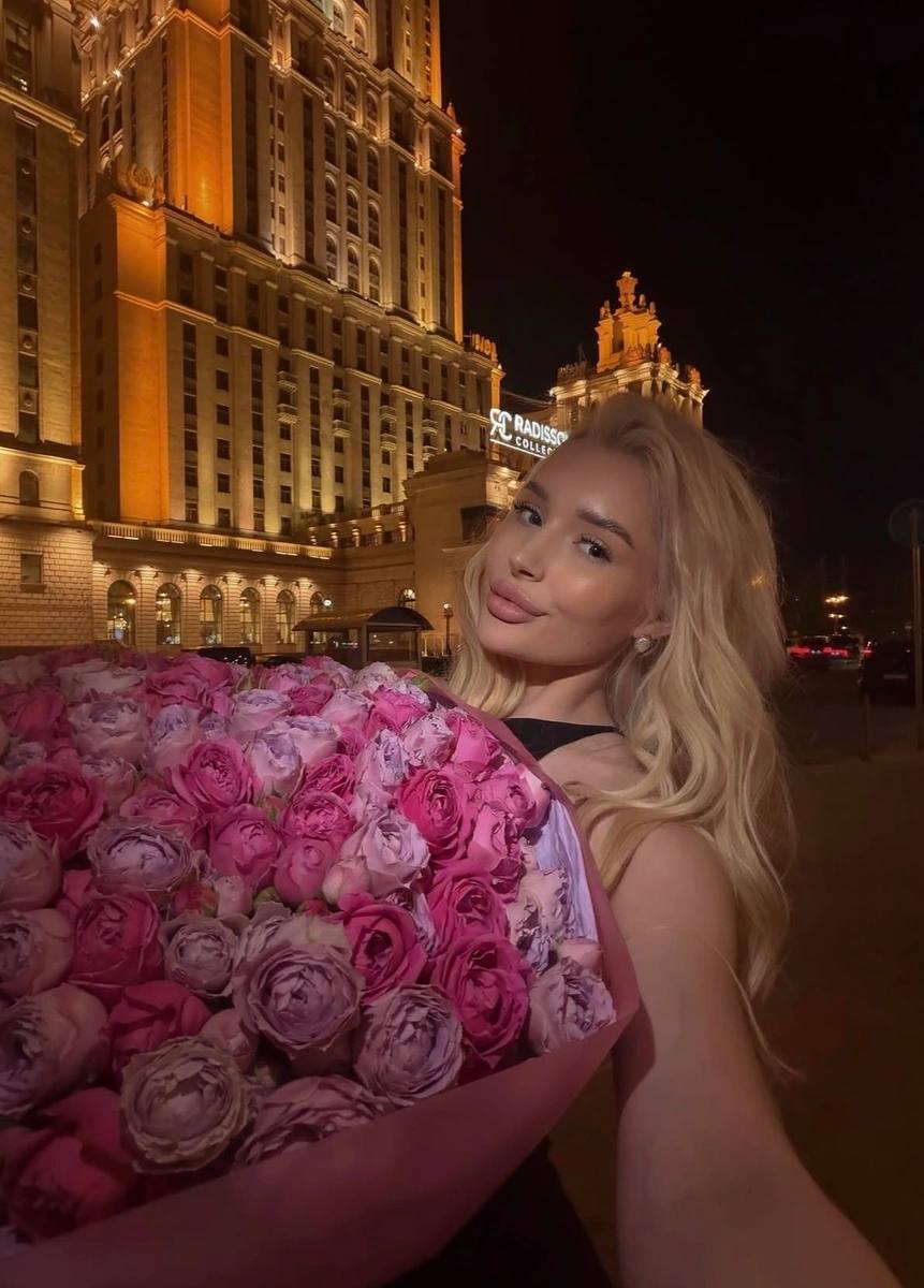 Девочки, вы просто не поверите, что я раскопала! Помните ту бурную историю с Ираклием Пирцхалавой и его юной пассией? Так вот, г…