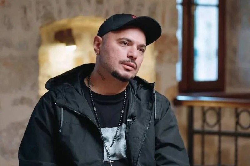 Девочки, вы не поверите, что я узнала! Птаха снова в центре скандала, и на этот раз всё серьёзно. На нашего любимого (или не оче…