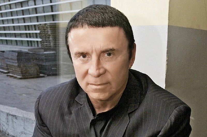 Девочки, вы просто не поверите, что я накопала! Наш любимый «волшебник» Анатолий Кашпировский, оказывается, остался и без крыши …
