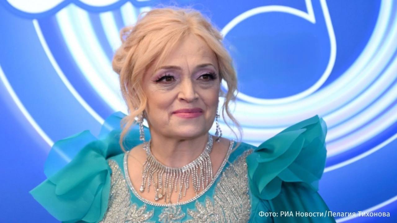 Девочки, вы просто не поверите, какая драма разворачивается в семье самой Надежды Кадышевой! Певица, которая сама уже много лет …