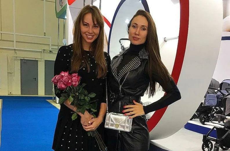 Девочки, вы не поверите, что сейчас происходит в наших звёздных кругах! Полина Диброва, кажется, объявила войну, и это не просто…